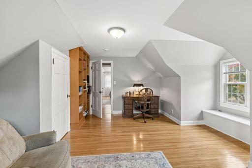 1359 Idaho Avenue W, Saint Paul, MN 55108