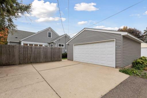 1359 Idaho Avenue W, Saint Paul, MN 55108