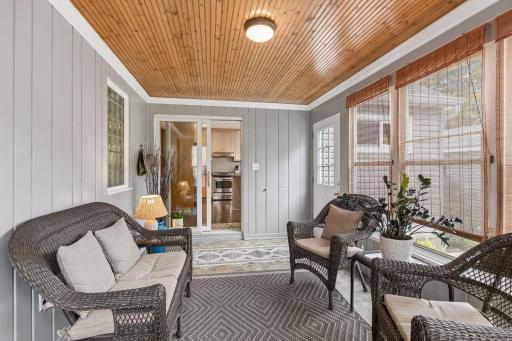 1359 Idaho Avenue W, Saint Paul, MN 55108