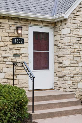 1359 Idaho Avenue W, Saint Paul, MN 55108