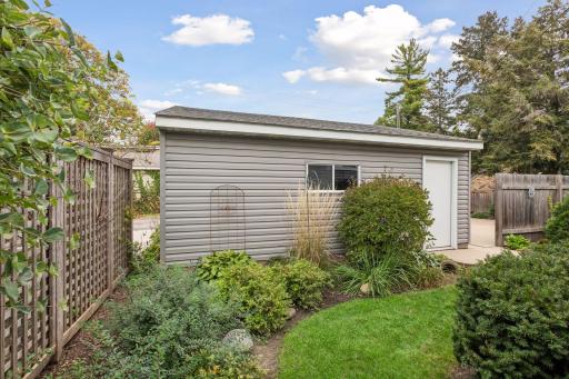 1359 Idaho Avenue W, Saint Paul, MN 55108