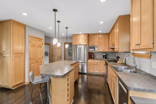 1359 Idaho Avenue W, Saint Paul, MN 55108