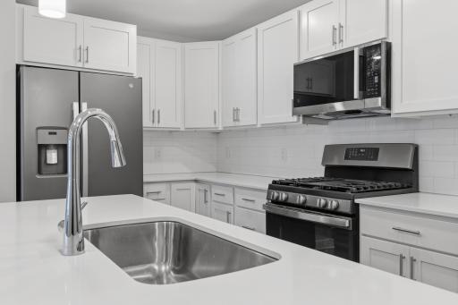 11020 Yalta Street NE, C, Blaine, MN 55449