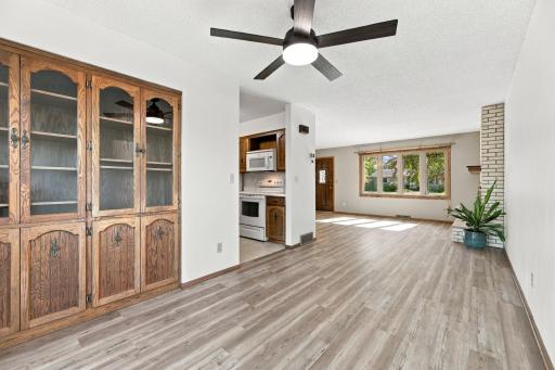 1402 E Gateway Circle S, H, Fargo, ND 58103