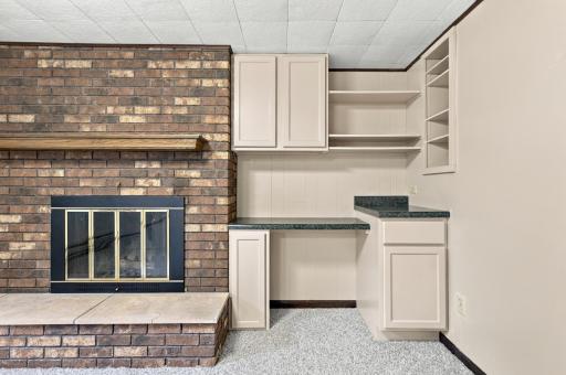 1402 E Gateway Circle S, H, Fargo, ND 58103