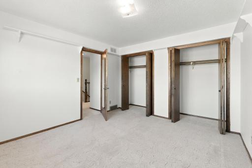 1402 E Gateway Circle S, H, Fargo, ND 58103