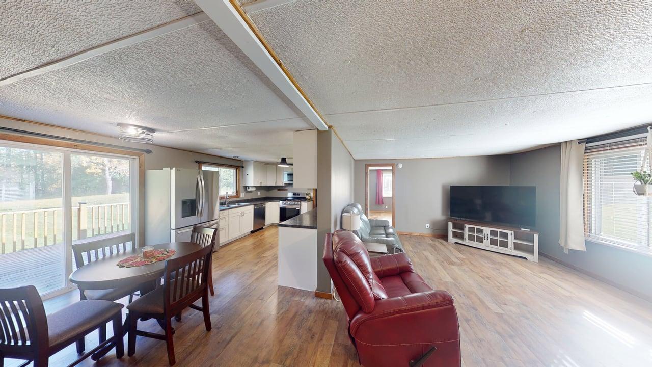 Living/Dining/Kitchen overview