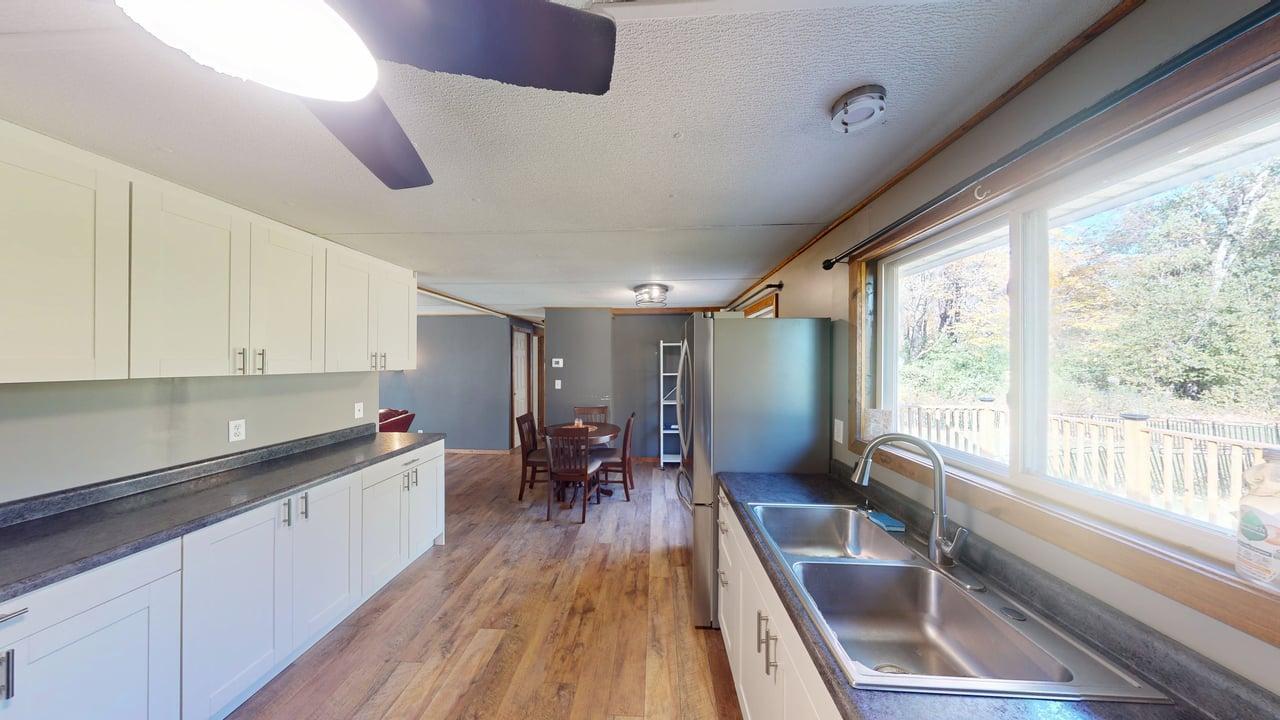 Additional view kitchen