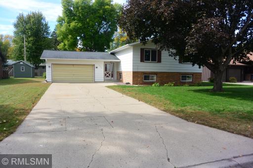 1803 Judd Avenue N, Glencoe, MN 55336