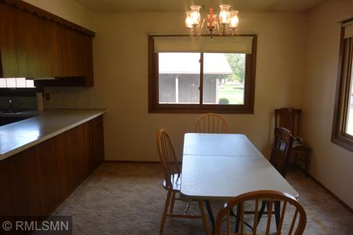 1803 Judd Avenue N, Glencoe, MN 55336