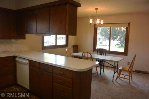 1803 Judd Avenue N, Glencoe, MN 55336