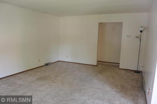 1803 Judd Avenue N, Glencoe, MN 55336