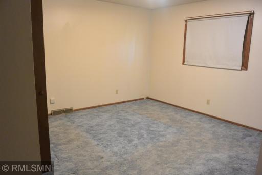 1803 Judd Avenue N, Glencoe, MN 55336