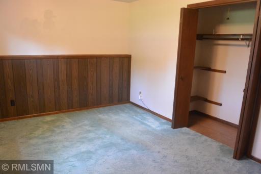 1803 Judd Avenue N, Glencoe, MN 55336