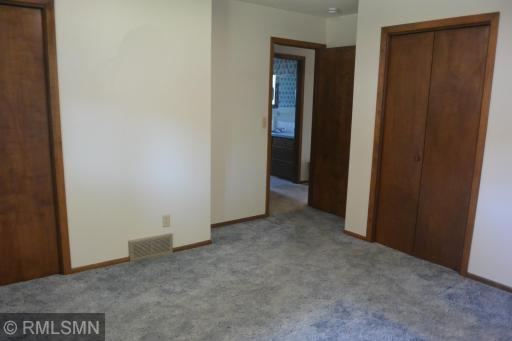 1803 Judd Avenue N, Glencoe, MN 55336