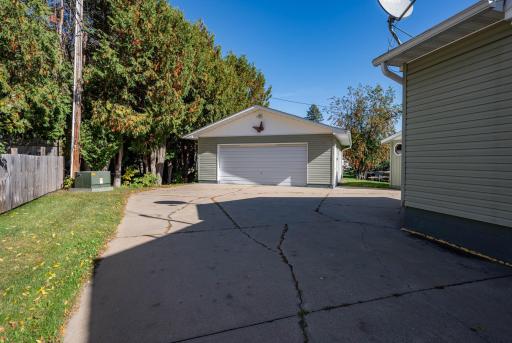 103 Hacar Place, Grand Rapids, MN 55744