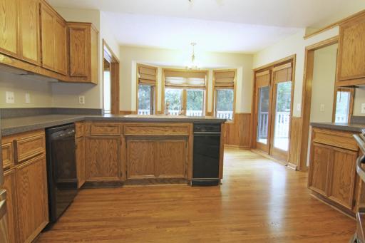 8023 Delano Court, Inver Grove Heights, MN 55076