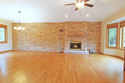 8023 Delano Court, Inver Grove Heights, MN 55076
