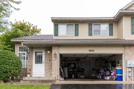 9876 Hamlet Lane S, Cottage Grove, MN 55016