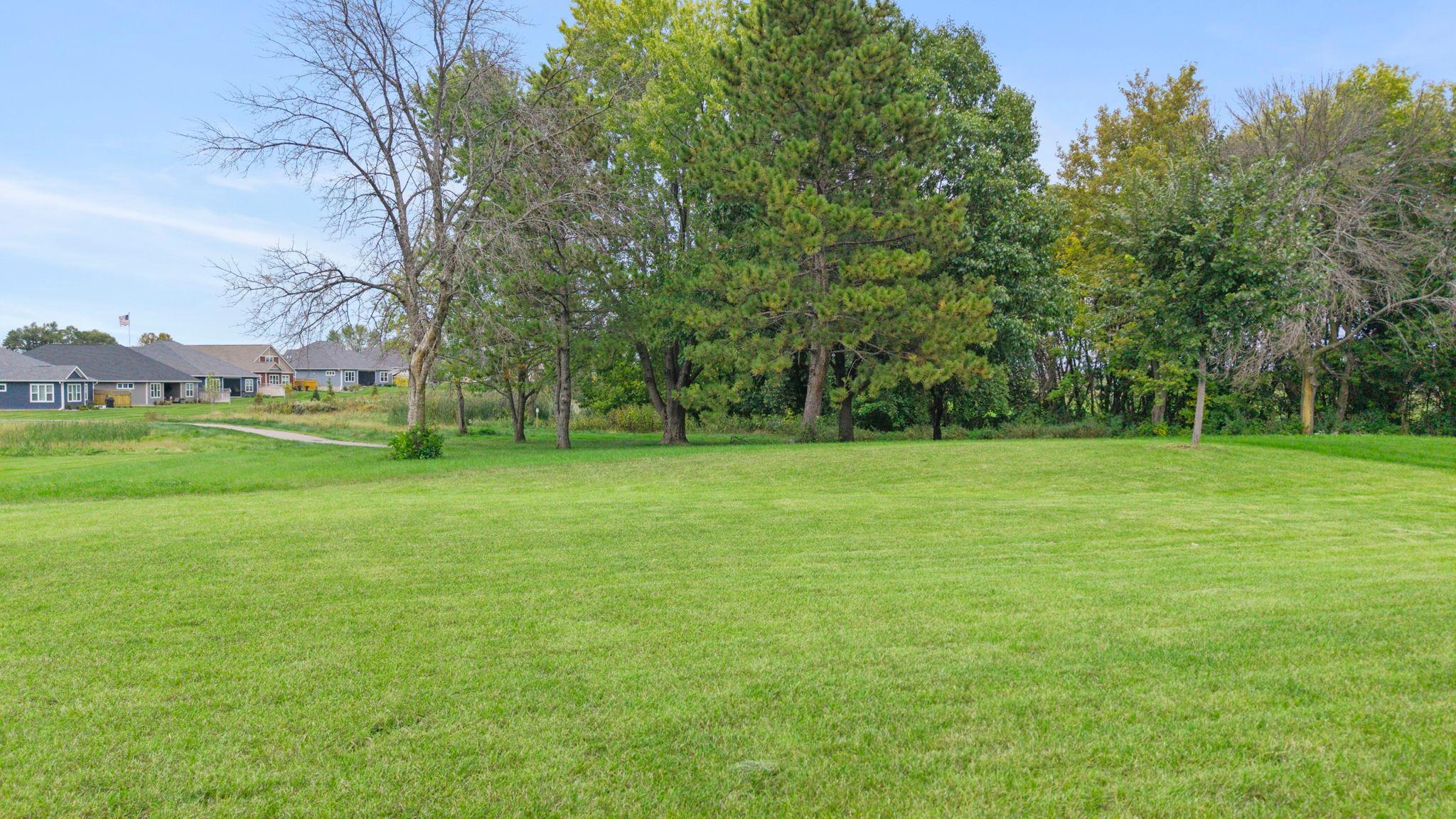 Elm Creek Park is only ½ mile away, offering an abundance of hiking and biking trails, with a trail conveniently located right in your own backyard. The HOA community also features a shared outdoor pool, perfect for enjoying warm summer days.