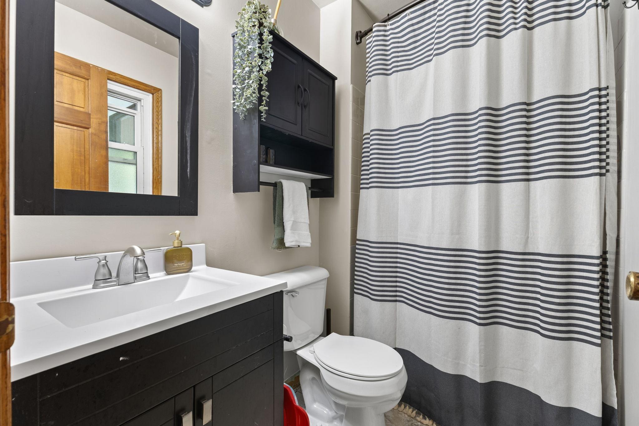 Owners Suite 3/4 Bath