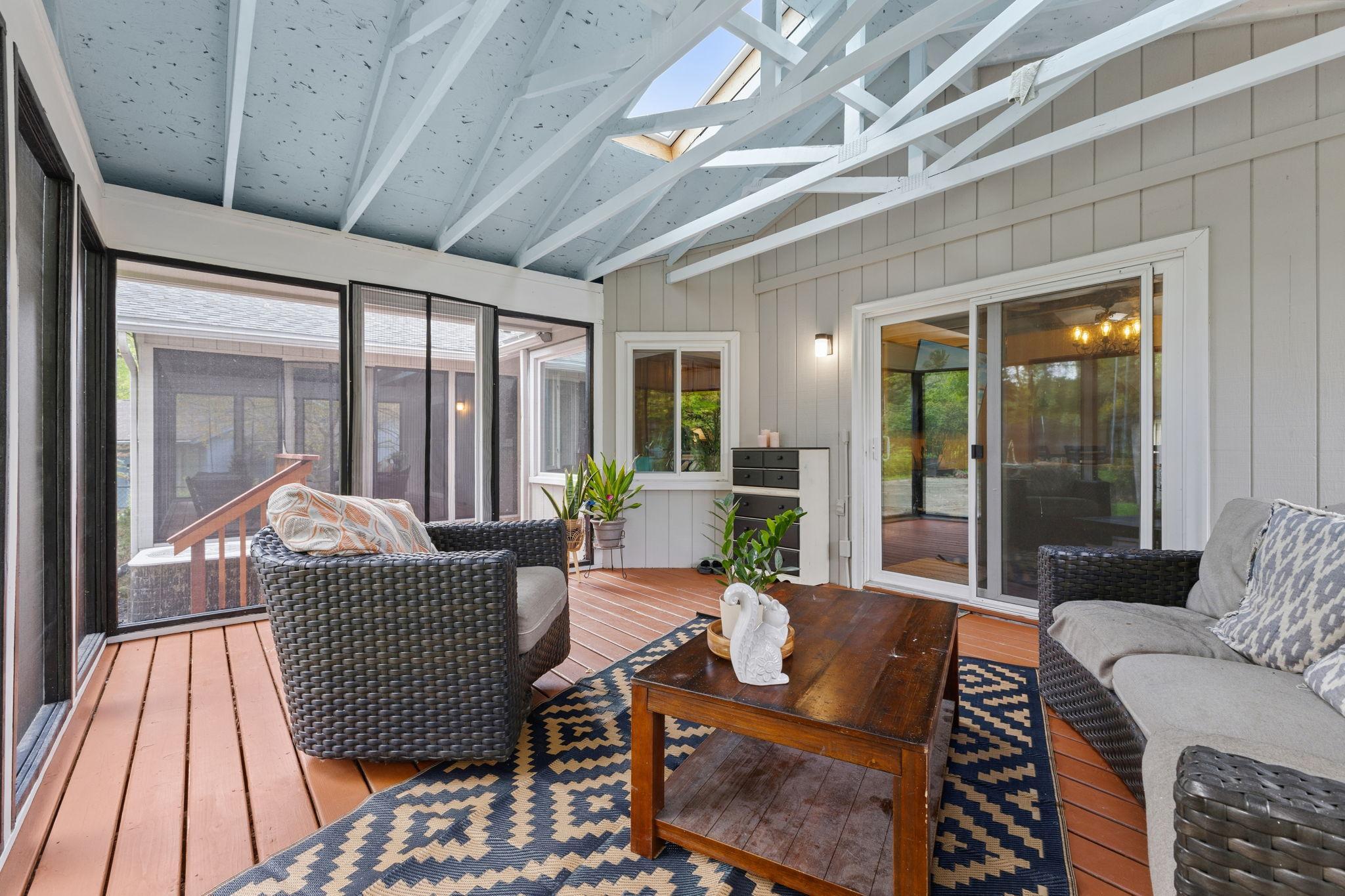 Huge Screen Porch off Owners Suite
