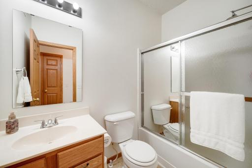 218 River Woods Drive W, Saint Paul Park, MN 55071