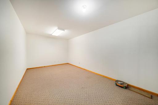 218 River Woods Drive W, Saint Paul Park, MN 55071