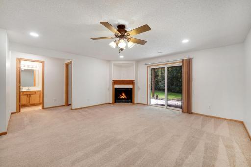 218 River Woods Drive W, Saint Paul Park, MN 55071