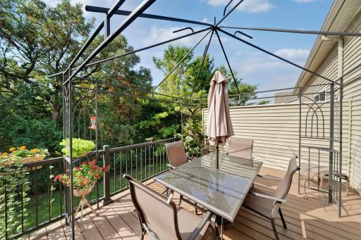 218 River Woods Drive W, Saint Paul Park, MN 55071