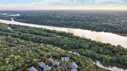 218 River Woods Drive W, Saint Paul Park, MN 55071