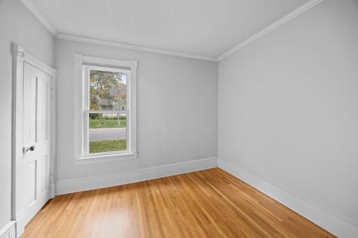 245 8th Avenue N, Hopkins, MN 55343