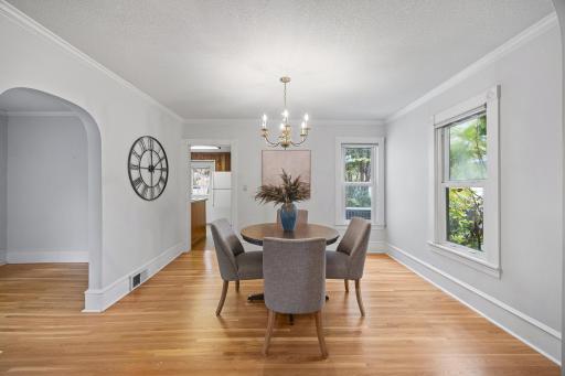 245 8th Avenue N, Hopkins, MN 55343