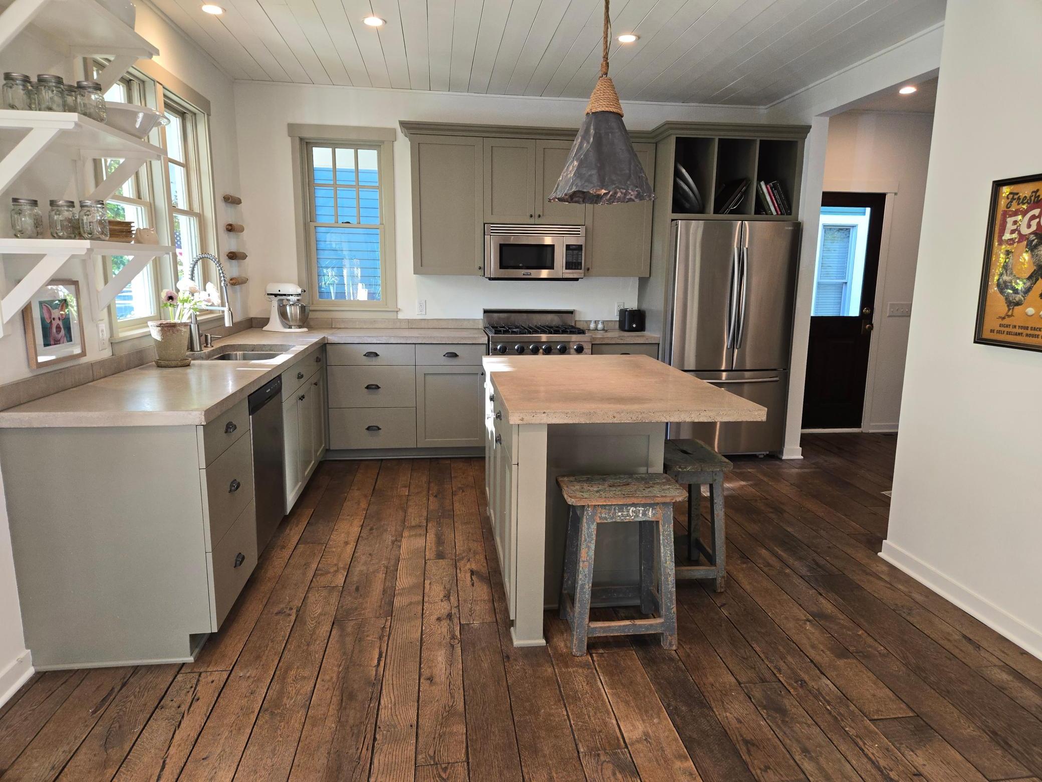 Reclaimed Floors