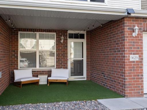 9629 Scott Ln Brooklyn Park MN 55443 USA-002-010-Front Porch-MLS_Size.jpg