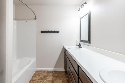 5883 Autumn Drive S, Fargo, ND 58104