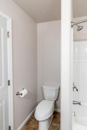 5883 Autumn Drive S, Fargo, ND 58104