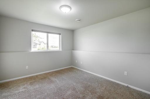 5883 Autumn Drive S, Fargo, ND 58104