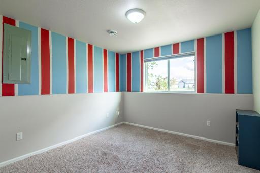 5883 Autumn Drive S, Fargo, ND 58104