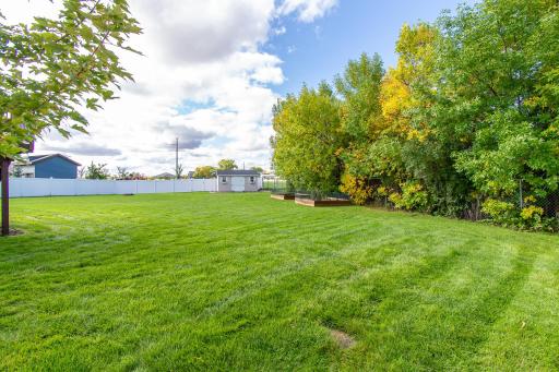 5883 Autumn Drive S, Fargo, ND 58104