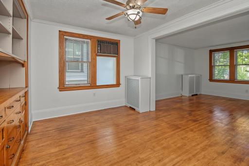 1144 Charles Avenue, Saint Paul, MN 55104