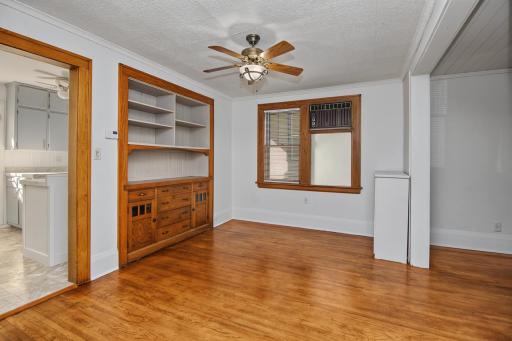1144 Charles Avenue, Saint Paul, MN 55104