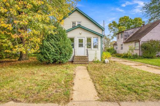 240 S Eliot Avenue, Rush City, MN 55069