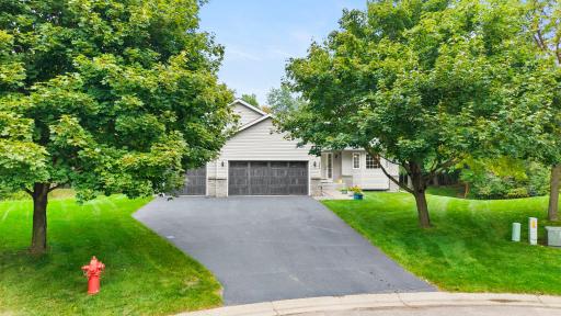 2486 Bridgewater Place S, Cambridge, MN 55008