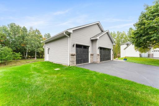 2486 Bridgewater Place S, Cambridge, MN 55008