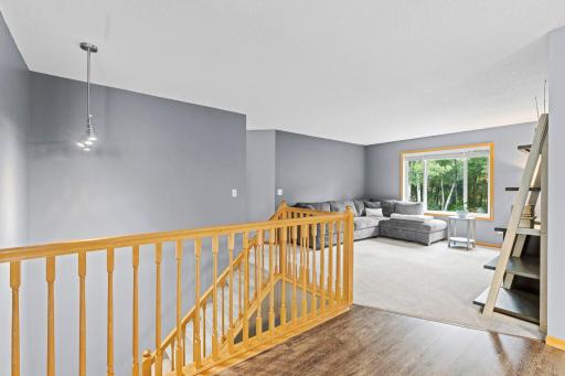 2486 Bridgewater Place S, Cambridge, MN 55008