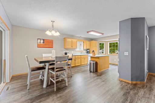 2486 Bridgewater Place S, Cambridge, MN 55008