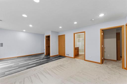 2486 Bridgewater Place S, Cambridge, MN 55008