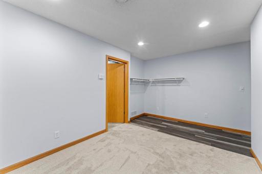 2486 Bridgewater Place S, Cambridge, MN 55008
