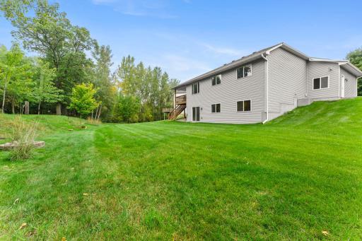 2486 Bridgewater Place S, Cambridge, MN 55008